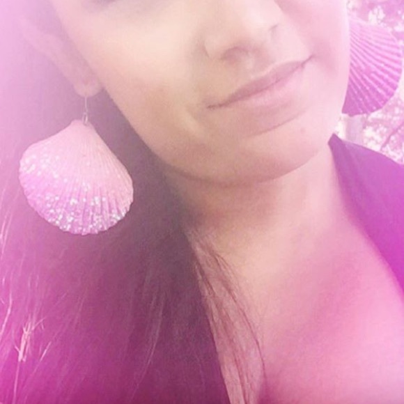 Mermaid Seashell earrings ๐ - Picture 2 of 6